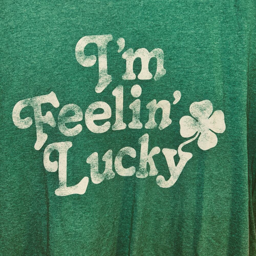 I’m Feelin’ Lucky Green Graphic T Shirt Mens Large St Patricks Day